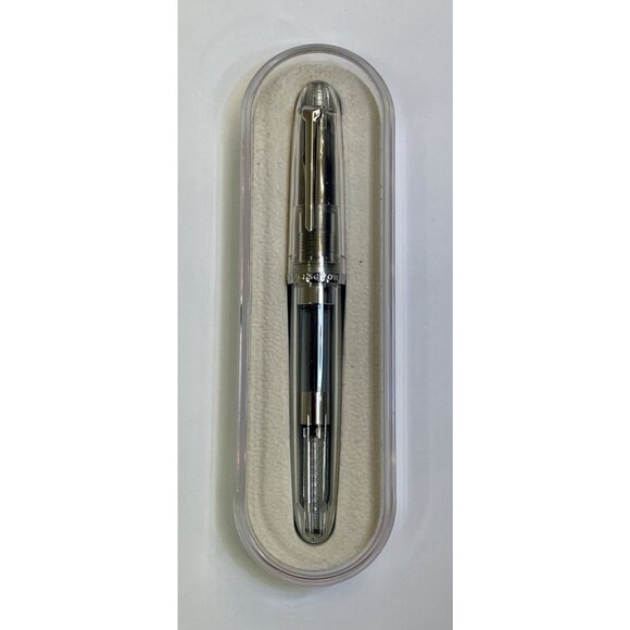 Ellington Pens Fountain Pen Clarity Transparent Clear Medium Nib NEW - Picture 4 of 5